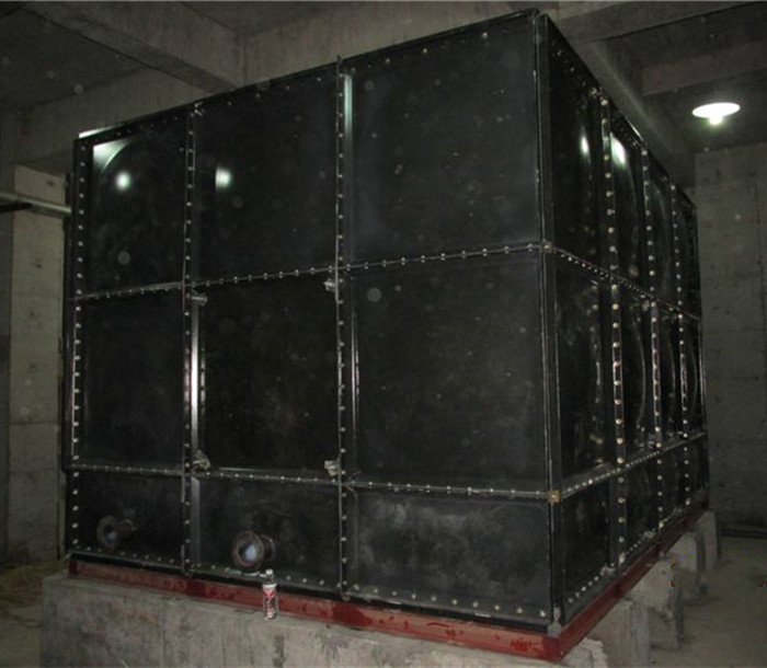 搪瓷水箱4.jpg 搪瓷水箱4.jpg